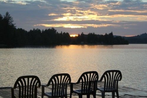 Algonquin'S Edge Resort Madawaska Экстерьер фото
